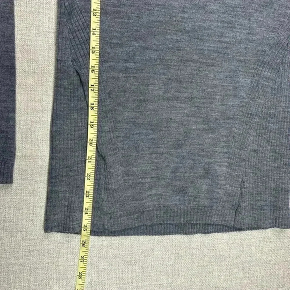 Lululemon Top Sweater Sz 4 Wool Turtleneck Pockets Gray Sweat and Savasana - Picture 3 of 11